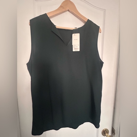 Forest Green shell, never worn - Picture 1 of 4